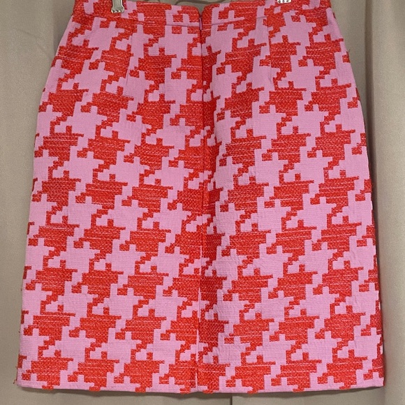 Stylish Pink and Red Jcrew brand Houndstooth Skirt - Picture 3 of 9